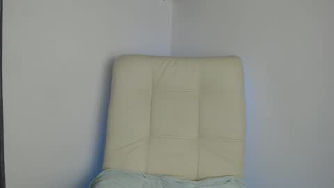 assiavilla1 online show from September 9, 4:00 am