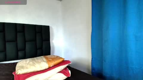 Aurora doll23 online show from April 28, 8:02 pm
