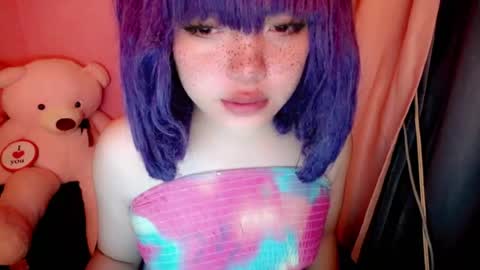 cute online show from July 26, 10:39 pm