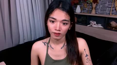 Avery online show from March 5, 7:52 pm