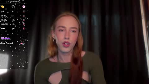 avril_pearly_ online show from May 4, 11:15 am