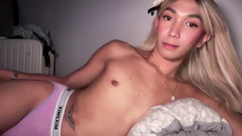 azalea_cum69 online show from June 24, 3:32 pm