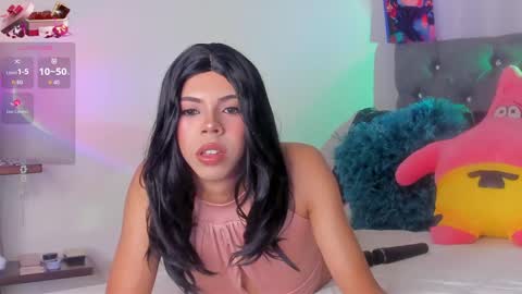 Snapshot of beauty_doll01 chatting on October 10, 10:55 pm Leydi  online show from October 10, 10:55 pm