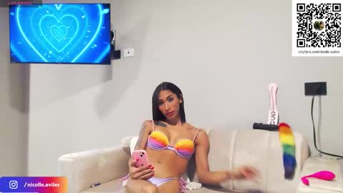 Nicolle Aviles online show from November 1, 1:47 am