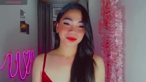 kiaaannaaaa online show from April 23, 1:46 am