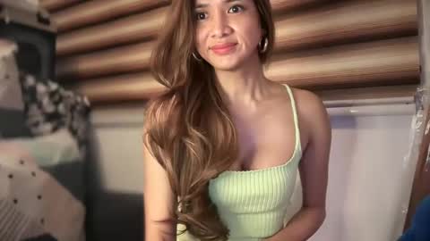 Snapshot of bigsurprise4u chatting on January 6, 4:58 am Yna     online show from January 6, 4:58 am