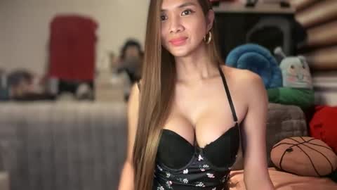 Snapshot of bigsurprise4u chatting on January 28, 6:38 am Yna     online show from January 28, 6:38 am