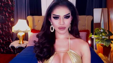 bombshellanita online show from May 3, 11:04 am