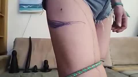 Snapshot of boy7oyy chatting on January 28, 8:25 am Bes7assquirt online show from January 28, 8:25 am