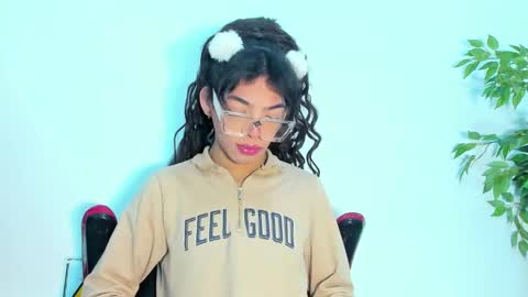 BRIYIT     online show from February 18, 3:21 am