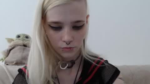 brookewylde_20 online show from May 9, 12:12 pm