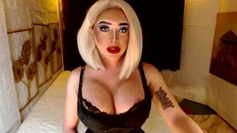 Lucienne online show from September 18, 1:11 am