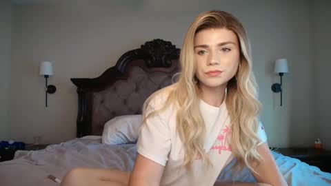 buitifulblonde online show from May 23, 12:18 am