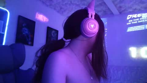 bunnyslutt online show from March 4, 2:21 pm