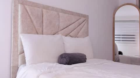    online show from February 10, 3:02 am