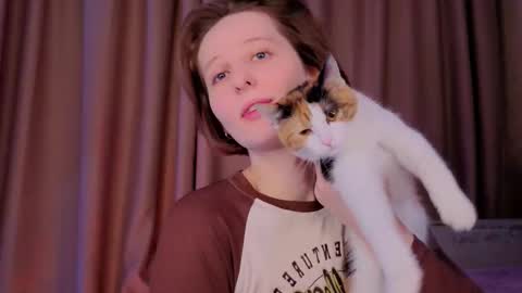 C0ralynx online show from March 3, 6:26 pm