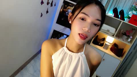 caitlin online show from March 18, 7:13 pm