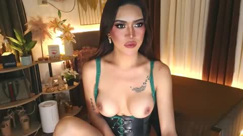 CARLA online show from October 29, 7:23 pm