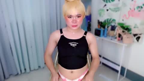 MIKA online show from September 13, 8:20 am