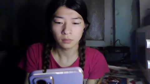 CarlyJoy online show from February 19, 6:00 pm