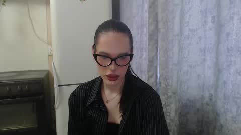 Cassie online show from April 29, 9:25 am