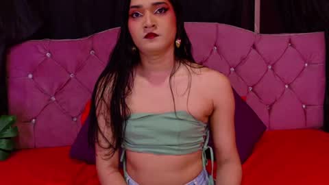 Cata Prins  online show from July 3, 12:00 pm