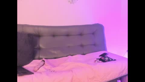 celeste_sky0 online show from April 24, 12:30 pm