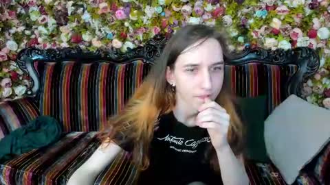 chrisybev online show from June 24, 7:45 pm