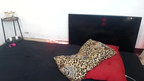 Cindy online show from April 26, 4:16 pm