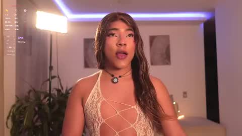 cinnamon__criss online show from July 16, 12:05 am