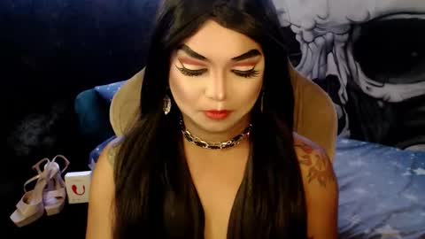 QUEEN CESS online show from January 8, 5:50 pm