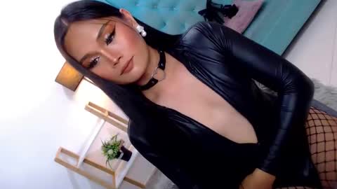 Cleo online show from March 13, 3:12 am