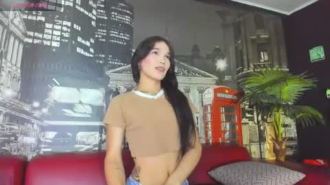 ---Cloe--- online show from July 20, 10:01 pm