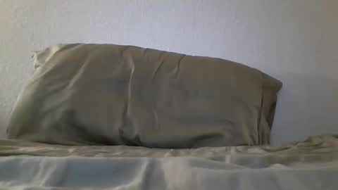 Snapshot of come2cumtome chatting on January 15, 9:09 pm come2cumtome online show from January 15, 9:09 pm