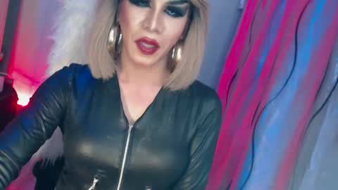 CUMMELA SLUTI online show from April 25, 1:41 pm