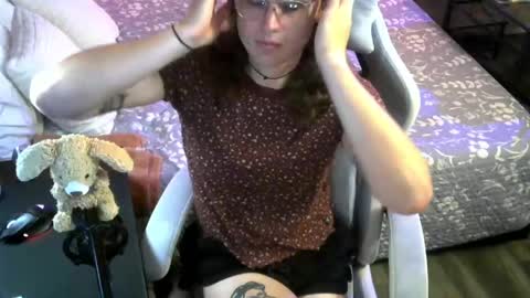 cutiepiescarlett online show from May 5, 2:39 am