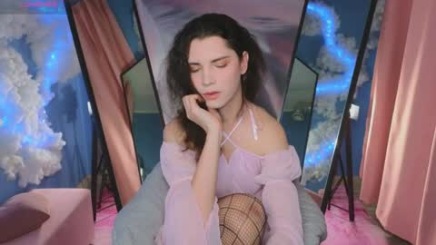 Dami online show from April 26, 9:57 pm