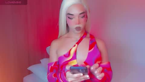 DANNI LEE online show from March 10, 7:17 pm