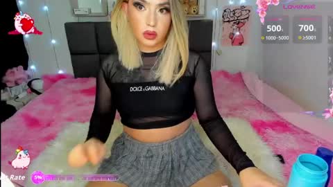 dannia_13 online show from May 11, 1:55 am