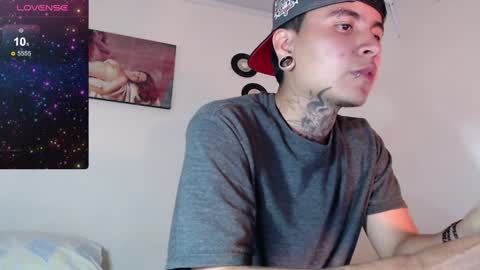 Snapshot of dannteftm chatting on December 13, 3:16 am DANNTE online show from December 13, 3:16 am