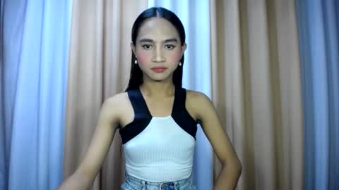LIANNA online show from May 5, 2:17 am