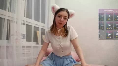 Lia  Please thumbs up  online show from November 21, 6:20 pm