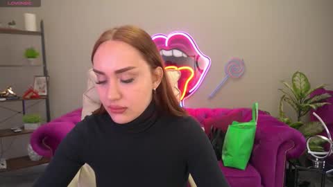 DawnGwin      Sasha online show from March 16, 6:50 am