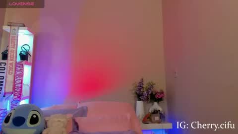 Dayana Hill online show from July 2, 7:08 pm