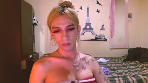 dayanna_01_ online show from July 17, 9:54 pm