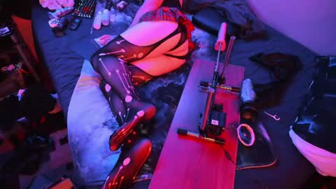 Desolate 8848 online show from August 10, 5:11 am