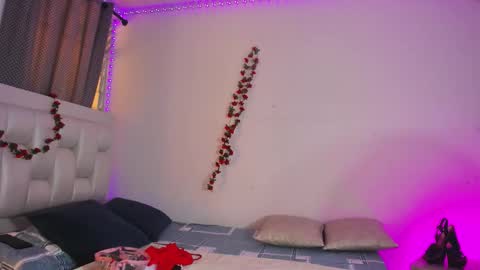 Samantha  online show from March 7, 10:38 pm