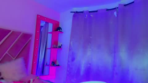 dollcute_latin online show from June 13, 7:52 am