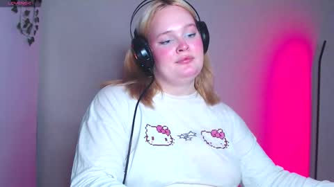 Miss Rose online show from October 24, 3:28 pm