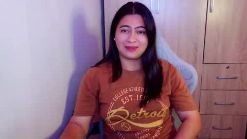 dreamycreamyst online show from March 19, 1:49 am